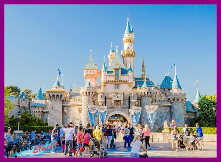 ¿En qué ciudad específica se encuentra Disneyland California?