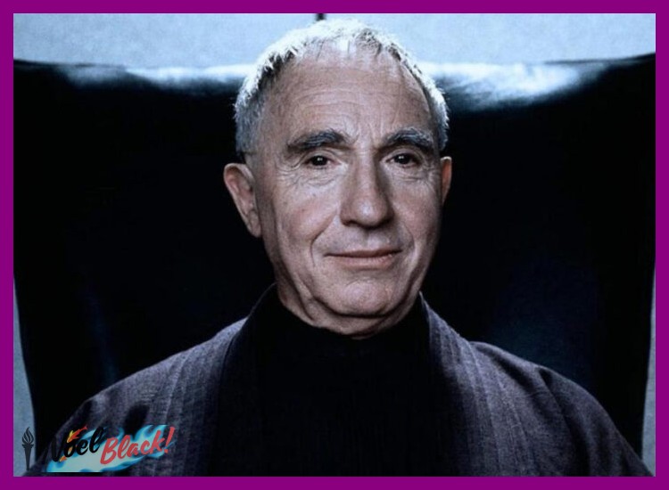 Nigel Hawthorne y la utopía fallida del Dr. Raymond Cocteau